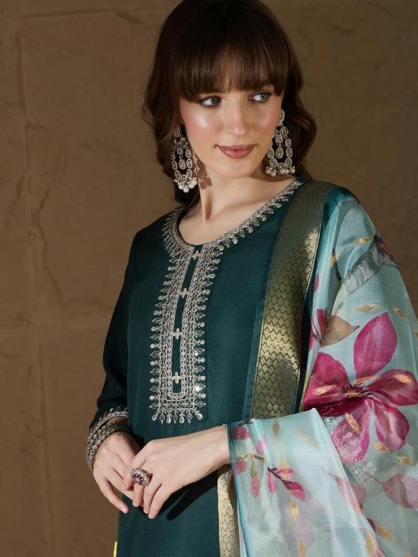 VP 9719 G Women Kurta and Trousers Pant Sets Cotton Blend